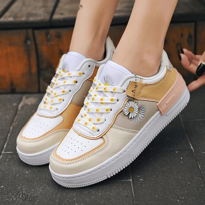 MARIE-CALEY FLORAL LEATHER SNEAKER