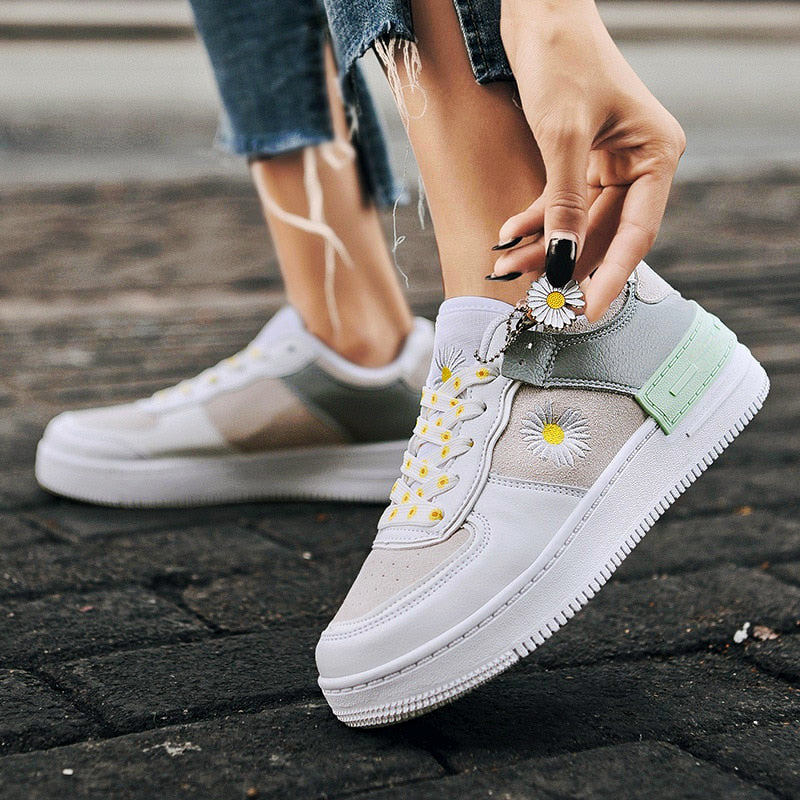 MARIE-CALEY FLORAL LEATHER SNEAKER