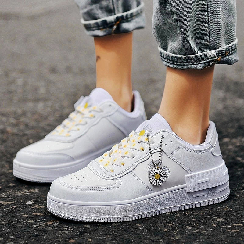 MARIE-CALEY FLORAL LEATHER SNEAKER