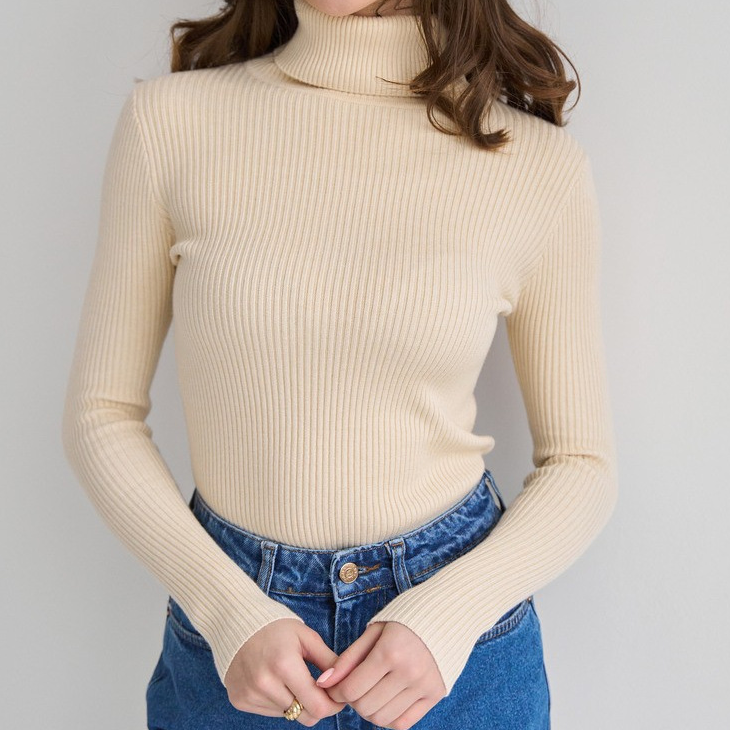 CHÉRIE KNITTED TURTLENECK SWEATER