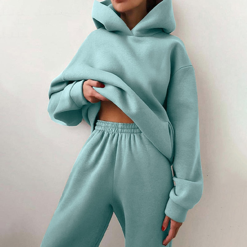 ÉCLARANTE LOUNGE COUTURE SWEATER SET