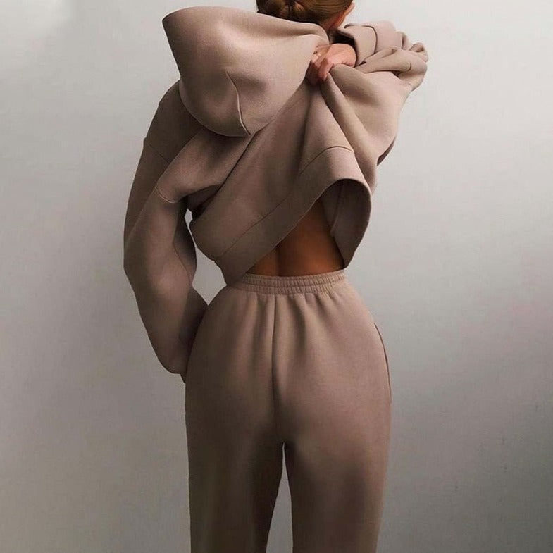 ÉCLARANTE LOUNGE COUTURE SWEATER SET