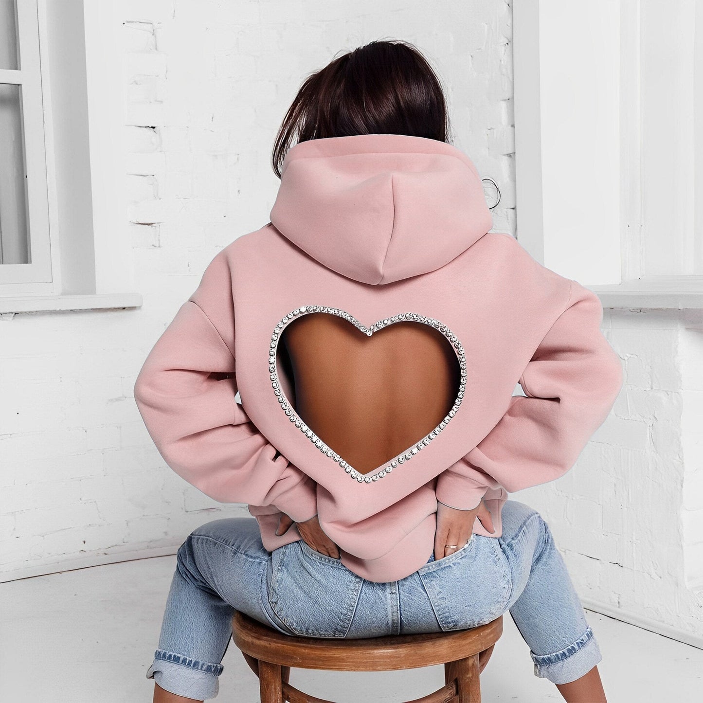 CRYSTAL HEART COMFY HOODIE