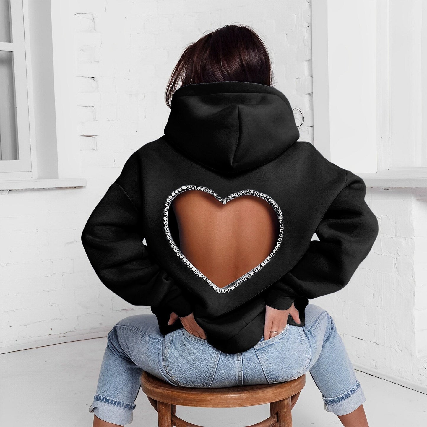 CRYSTAL HEART COMFY HOODIE