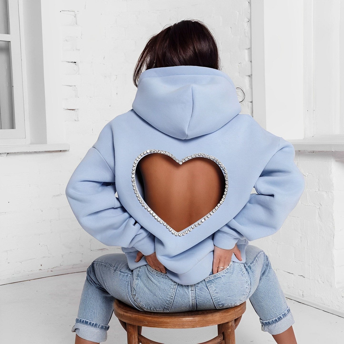 CRYSTAL HEART COMFY HOODIE