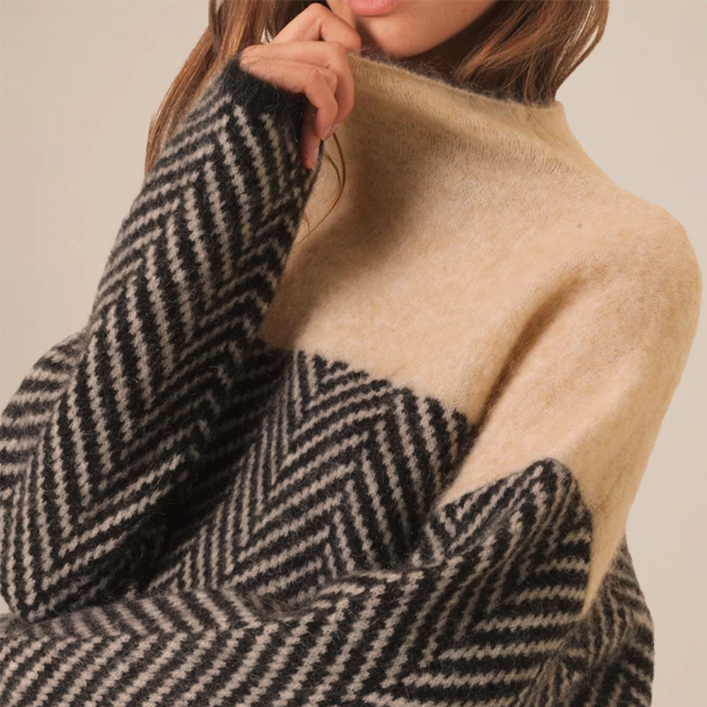 AURELIÊ COUTURE VINTAGE WOOL TURTLENECK