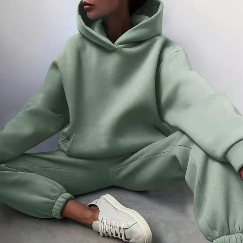 ÉCLARANTE LOUNGE COUTURE SWEATER SET