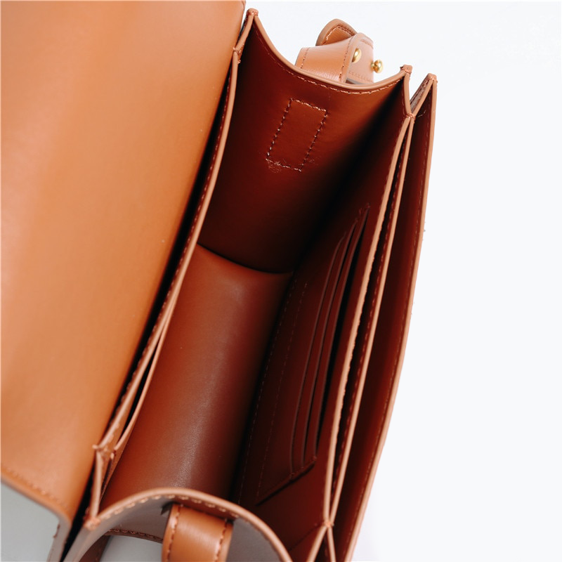 ALTHEA ELEGANT CROSSBODY BAG