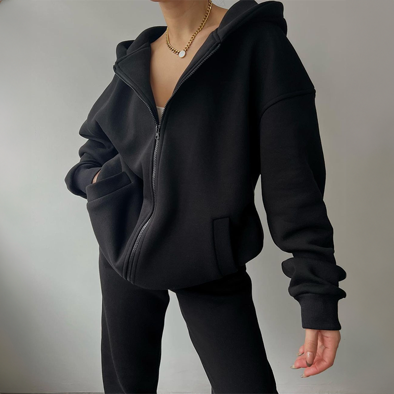 CLÉMENCE 2-PIECE TRACKSUIT BY LILIAN-THOURAM™