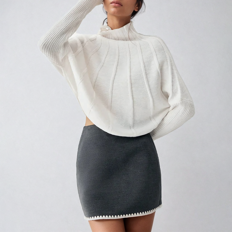 LUMIÈRE COUTURE KNITTED TURTLENECK