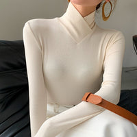 Avoiré White